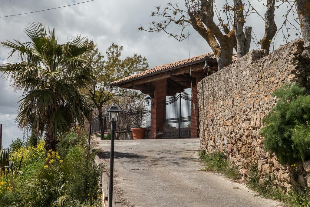 La Dimora Di Samu Bed & Breakfast Enna Dış mekan fotoğraf
