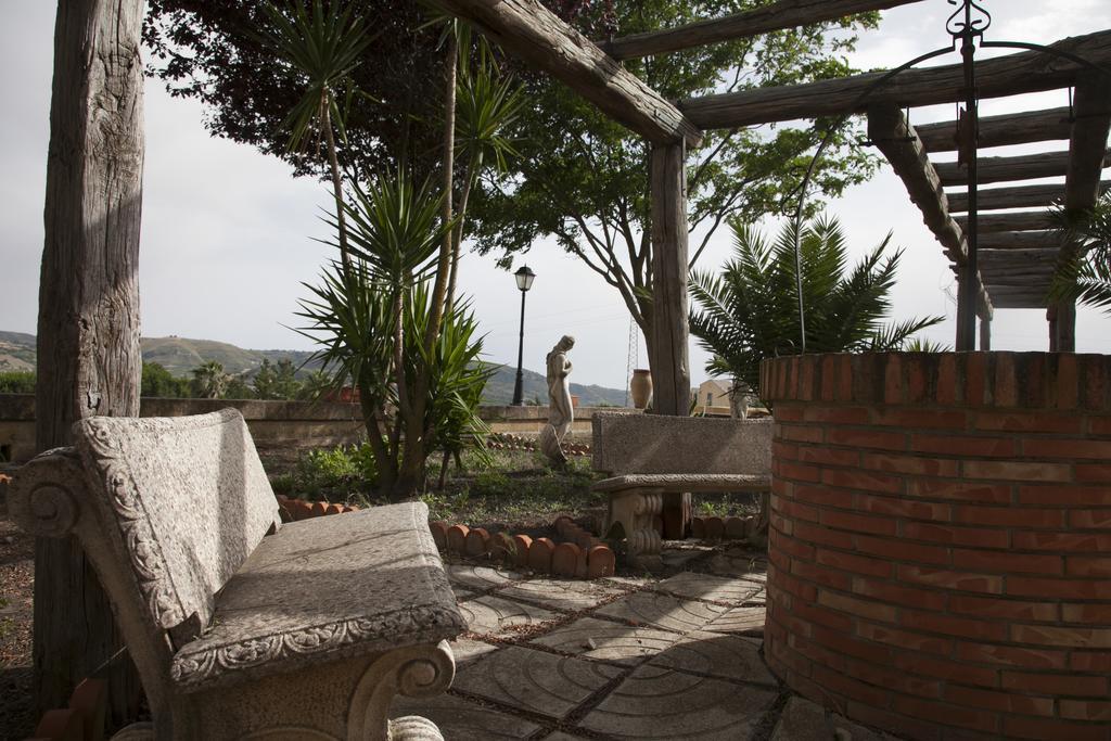 La Dimora Di Samu Bed & Breakfast Enna Dış mekan fotoğraf