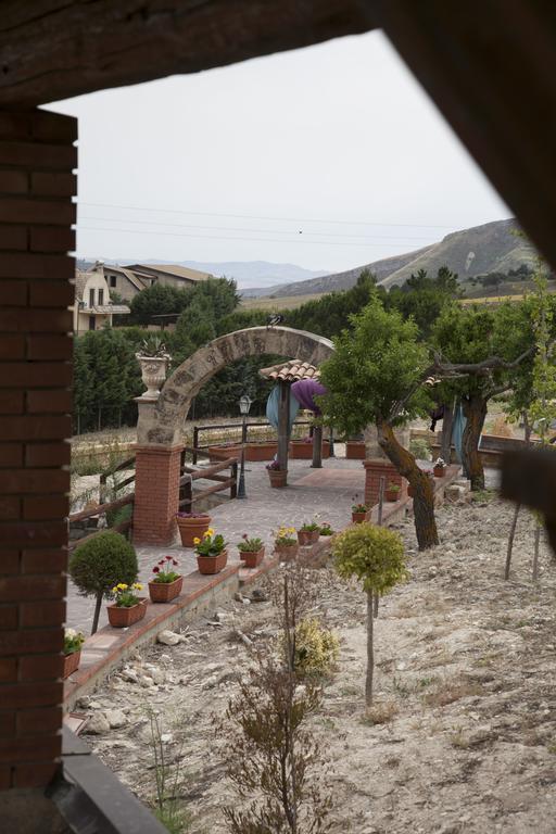 La Dimora Di Samu Bed & Breakfast Enna Dış mekan fotoğraf